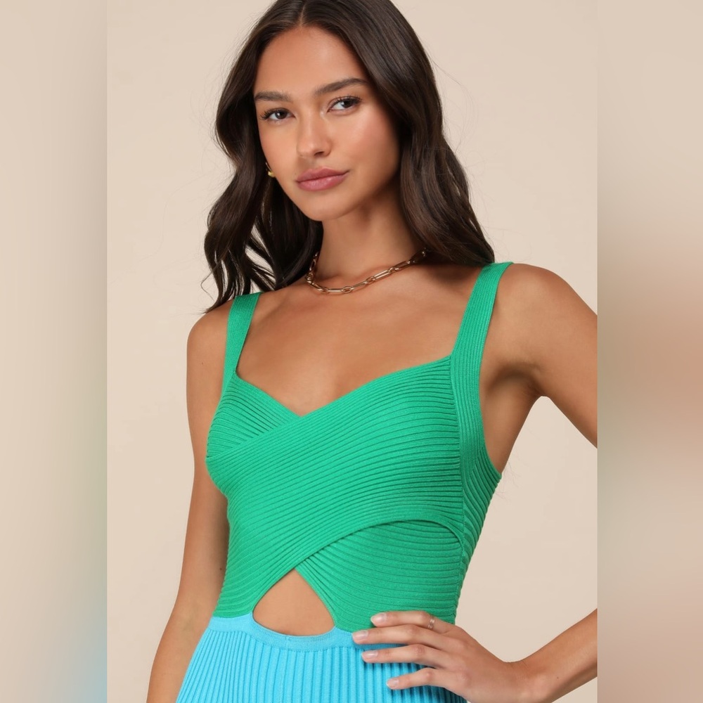 BRAND NEW Lulu’s Green and Blue Color Block Cutout Ribbed Knit Form Fitted Dress - Picture 4 of 12